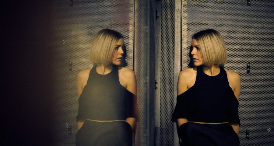 måttbeställd spegel för hus